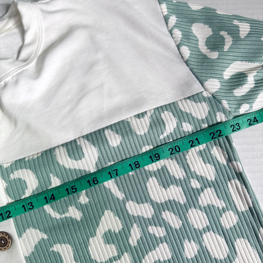 Macaron Leopard Print Ribbed Button Henley Top La… - image 6